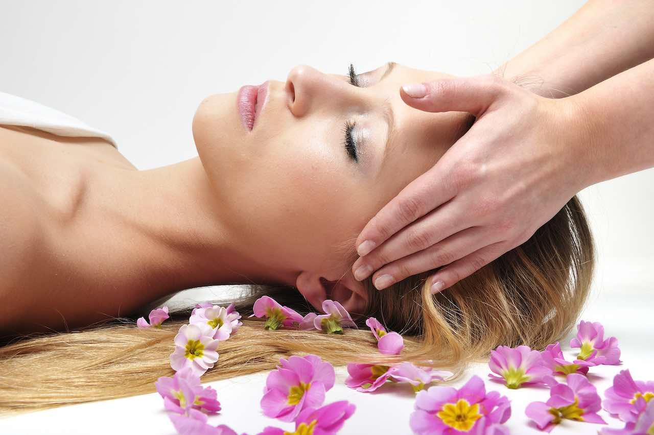 Top 10 Fragrances to Elevate Your Mood and Reduce Stress - New Dawn UK