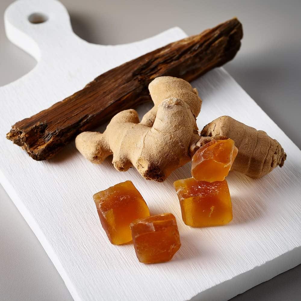 Dark Amber & Gingerlily Reed Diffuser — New Dawn UK