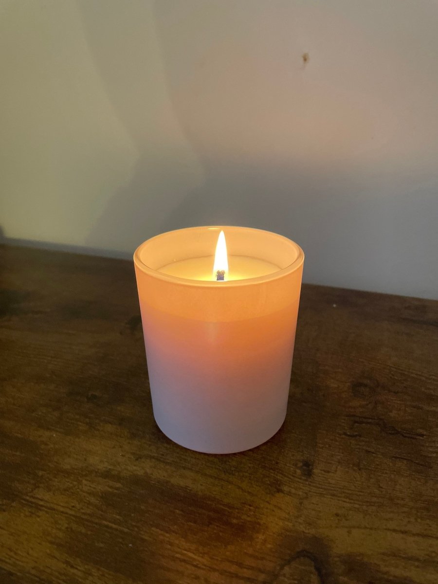 Fresh Daffodil scented candle - New Dawn